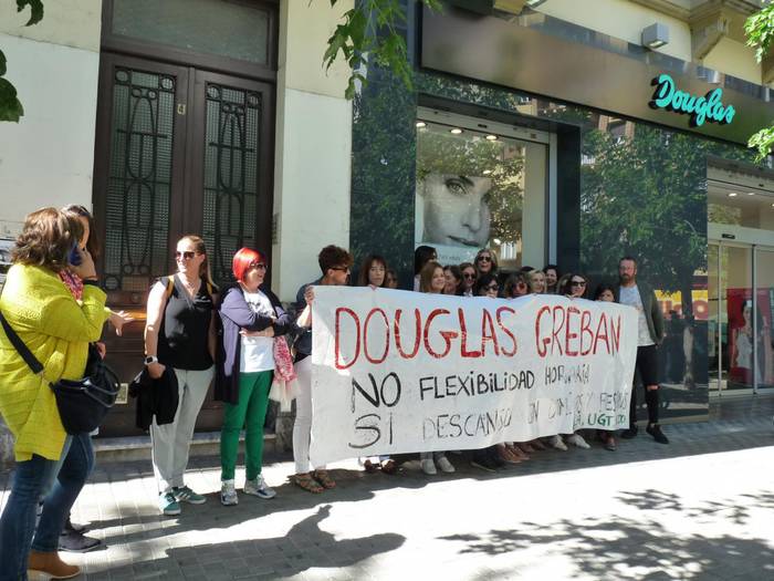 Bihar eta martxoaren 18an greba eginen dute Douglas-eko langileek