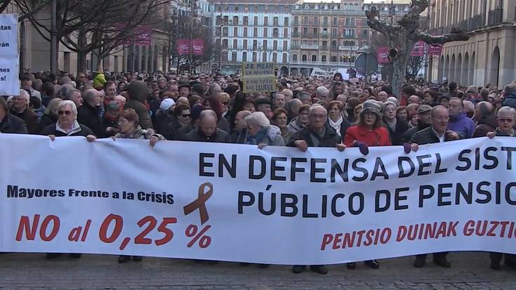 Nafarroak pentsioak kudeatzeko eskumena izan dezala eskatu dute Geroa Baik eta EH Bilduk