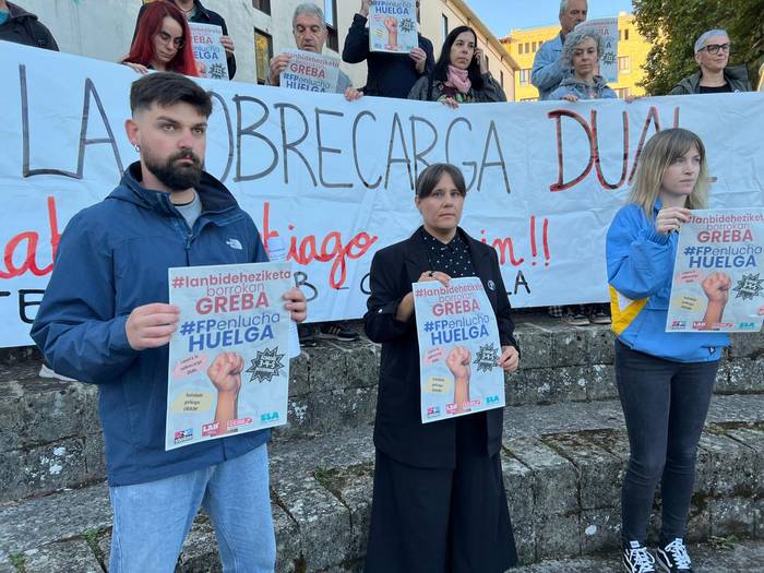 Lanbide Heziketako irakasleak grebara deitu ditu gehiengo sindikalak
