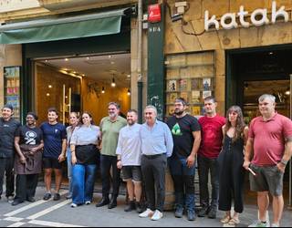 Hauek dira 'Lurretik Platerera' ekimeneko hamahiru proposamen gastronomikoak
