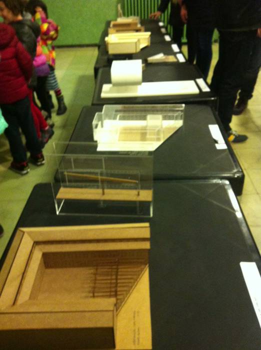 Jolastoki estalia aldarrikatu dute San Frantzisko eskolan