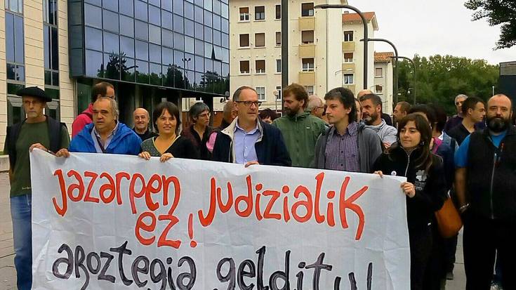 Aroztegia auziagatik epaitegira gaur, Garbiñe Elizegi Baztango alkate ohia