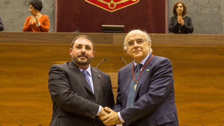 Nafarroako Parlamentuak eta Euskaltzaindiak lankidetza hitzarmena berrituko dute bihar