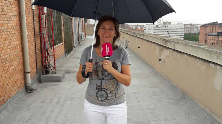 Geldi errotatibak: Iruñean euria ari du!