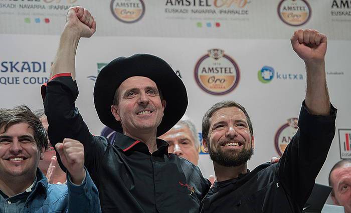 Urrezko eta brontzezko pintxoak, nafarrak