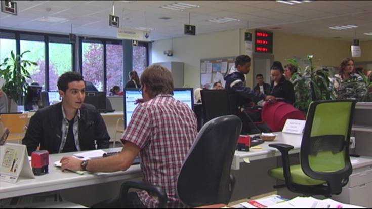 2.300 pertsona gehiago daude lanik gabe Nafarroan 