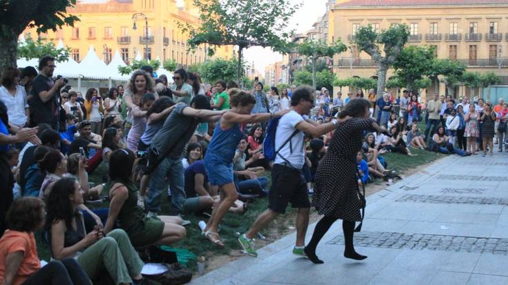 'Artisten auzo' bilakatuko da asteburuan Arrosadia