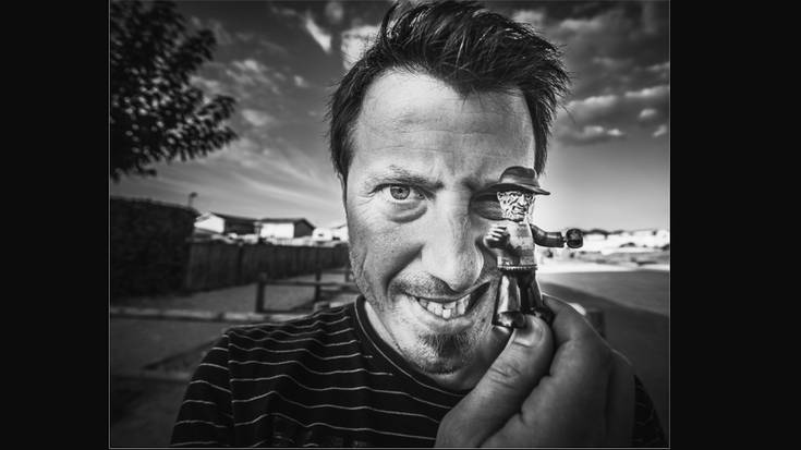 'Denok gara arraroak' erakusketa, enpatiaren eta bitxikerien inguruan hausnartzeko