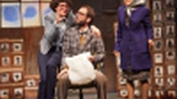 "Happy end" Vaiven producciones. Helduentzako antzerkia.