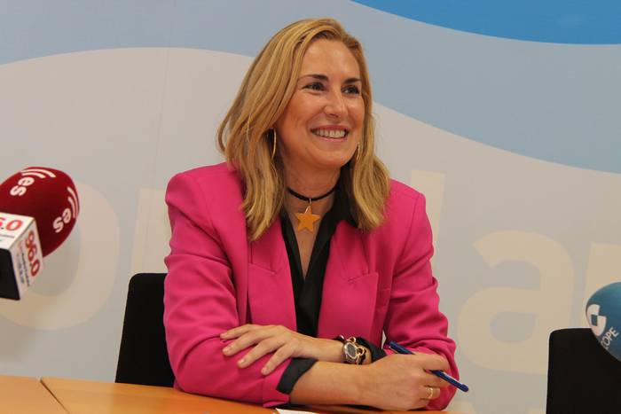 Nafarroako PPko presidente kargua utziko du Ana Beltranek