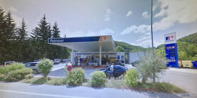 Aezkoa gasolindegirik eta supermerkaturik gabe geratuko da