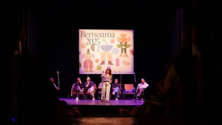 Bihar abiatuko da Bertsoaroaren 35. edizioa Iruñean