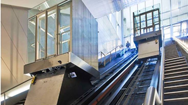 Konponduta Deskalzosko igogailua