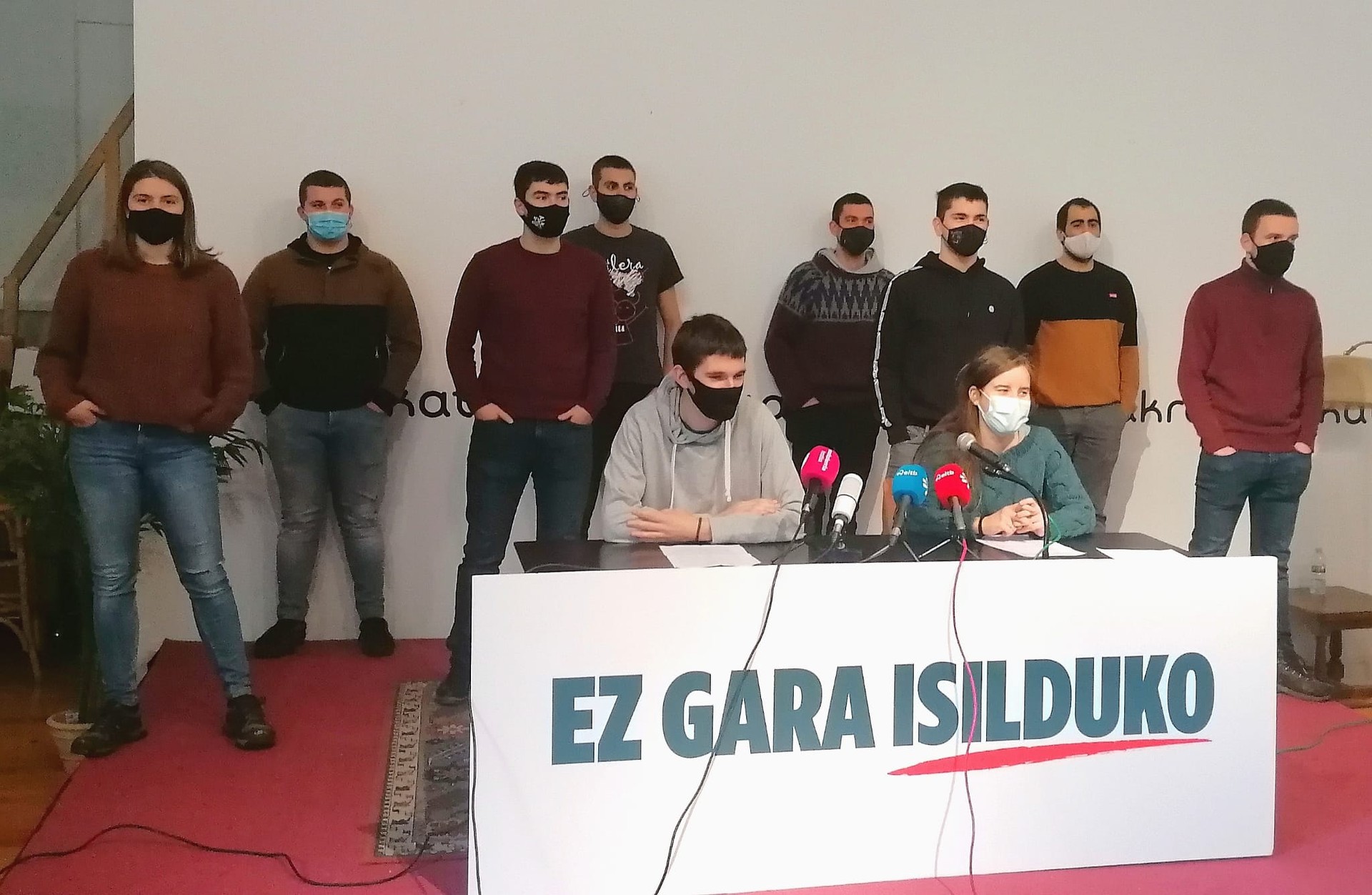 Urriaren 12ko ekitaldiagatik gaur hastekoak ziren deklarazioak atzeratu dituzte