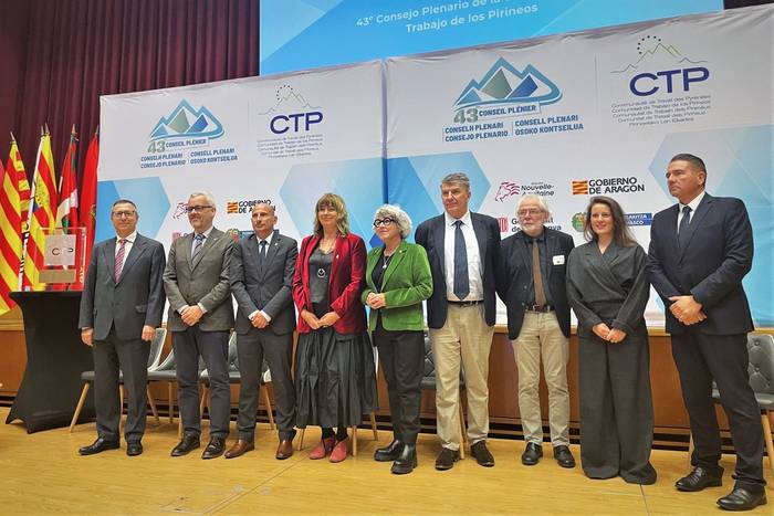 Nafarroak Pirinioetako Lan Komunitatearen lehendakaritza hartu du mugaz gaindiko lankidetzan sakontzeko helburuarekin