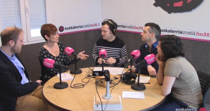 Parlamentarien solasaldia: Sinboloen Legea aldatzearen alde daude aldaketaren lau indarrak