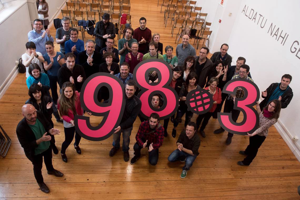 Astelehenetik FM 98.3 frekuentzian emitituko du Euskalerria irratiak