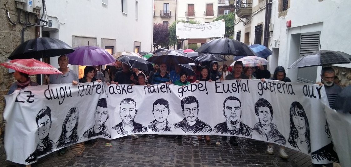 Altsasuko auzian "zigor neurrigabeak" eskatu dituztela salatu du parlamentuak