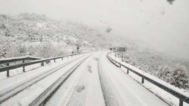 Elurra kentzeko 41 makina jarri ditu martxan gobernuak