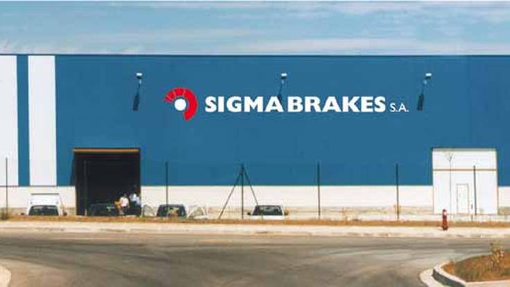 Tuterako lantegi bat hustu dute sute bat izan delako