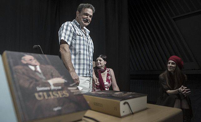 'Ulises'-en euskarazko itzulpena aurkeztuko du bihar Xabier Olarrak