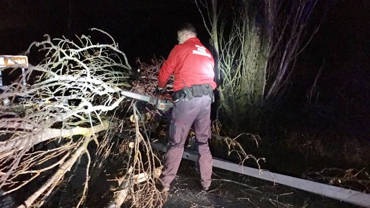 Denboraleak 100 kilometro orduko haize boladak ekarri ditu Nafarroara