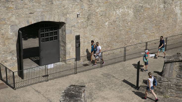 Harresia eta haurrak: San Bartolome gotorlekuaren bisita gidatua