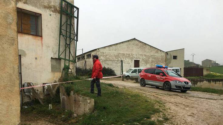 Langile bat hil da Arroitzen