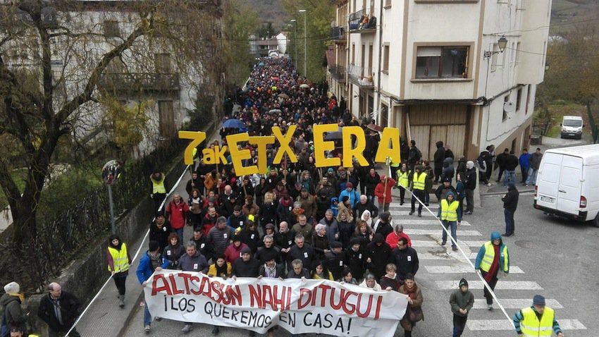 Altsasuko auzia Iruñean epaitu behar dela ebatzi du Nafarroako Justizia Auzitegi Nagusiak