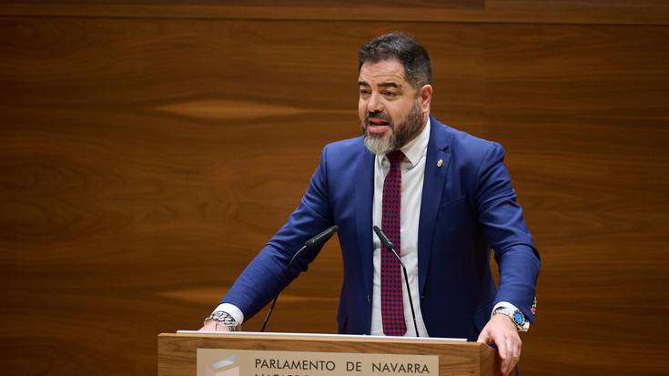 Krisialdia PSNn: Ramon Alzorrizek dimisioa eman du Servinabar enpresarekin duen lotura dela eta