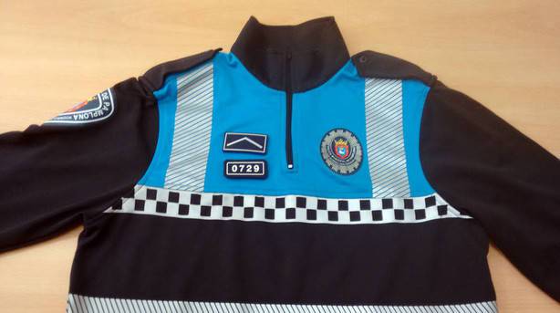 Iruñeko udaltzainak urdinez joanen dira aurrerantzean irudi "atseginagoa" izateko