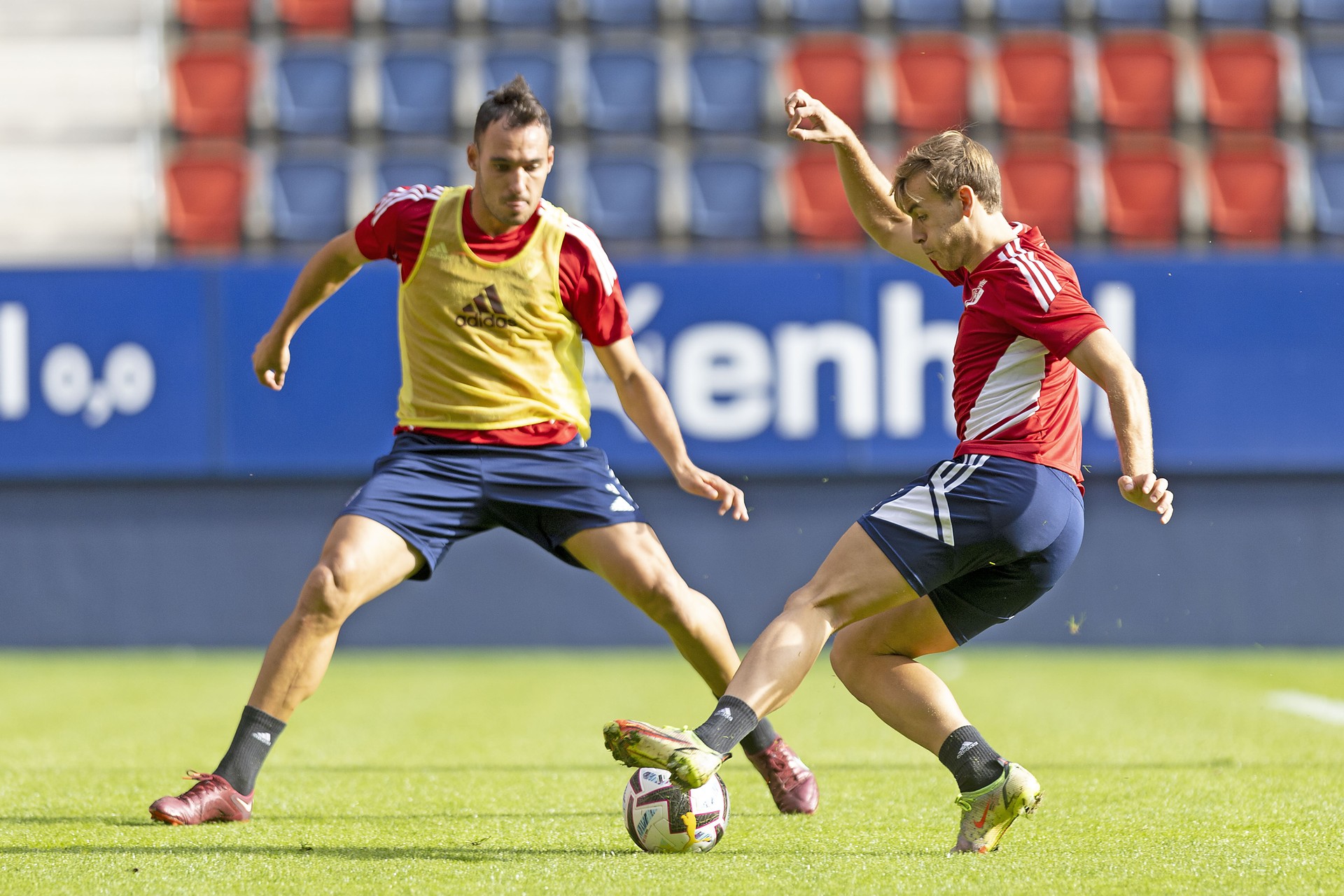 Aurrerapausoa bermatuko lukeen garaipenaren bila aterako da Osasuna