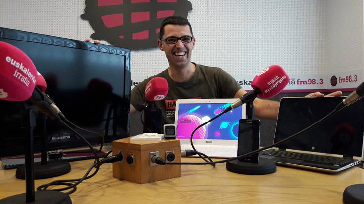 Aitor Zandueta: "Pantailak ez dira berez kaltegarriak; mugarik gabeko erabilera, bai"