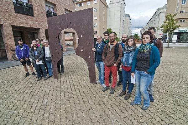 Karmele Solagurenen omenezko oroigarria ipintzeko kanpaina abiatu dute Barañainen