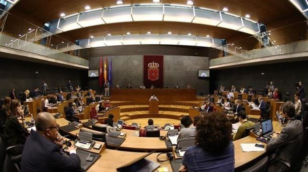 Parlamentarien soldata %2,25 handituko da; talde parlamentarioentzat 2,8 milioi izanen dira