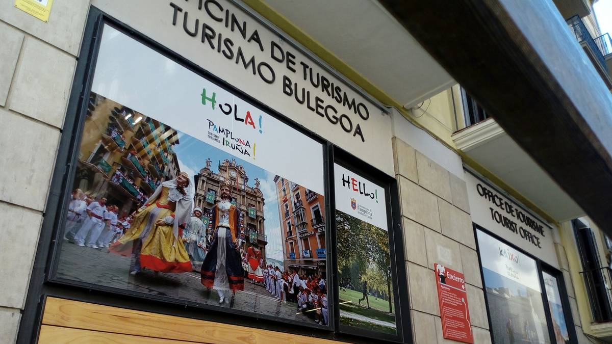 Mikel Alkoz: "Iruñetik haratago, Nafarroako naturaguneek gero eta bisitari gehiago erakartzen dituzte"