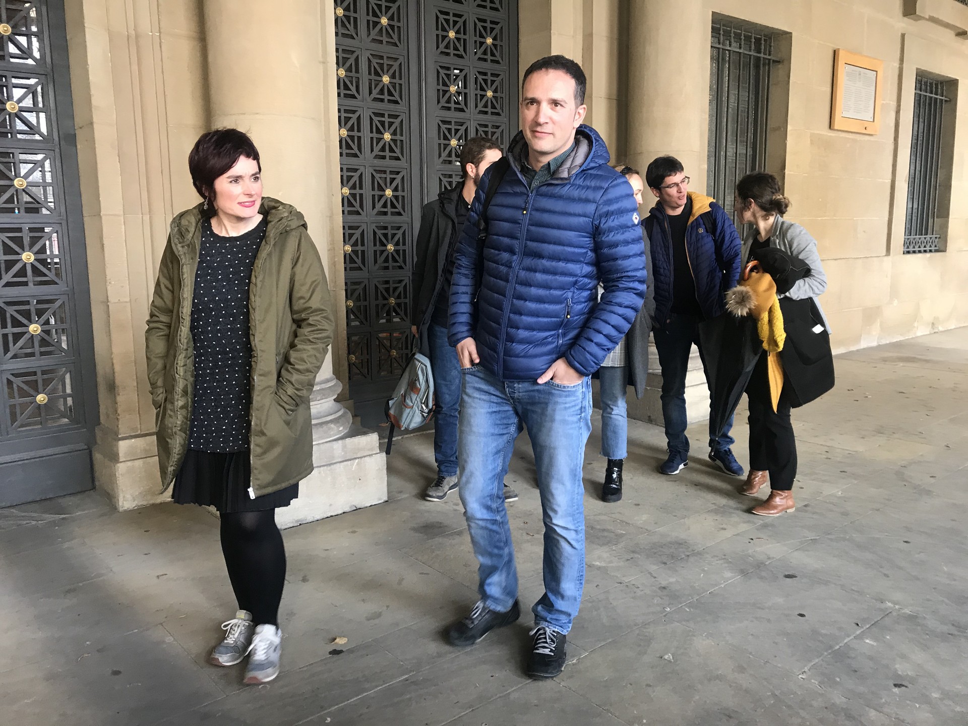 Hitzetatik ekintzetara pasatzeko eskatu diote greba orokorraren deitzaileek Txibite presidenteari
