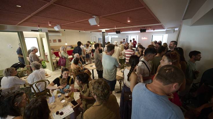Xake eta gazta dastaketa, bakarrizketak, TribiaLaba eta askoz gehiago Labako apirileko egitarauan