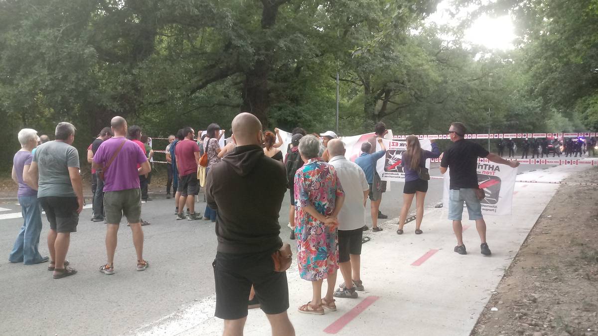 Jon Kepa Bengoetxea (AHT Zundaketak Stop): "Egoeraren larritasuna helarazten diegu herritarrei"