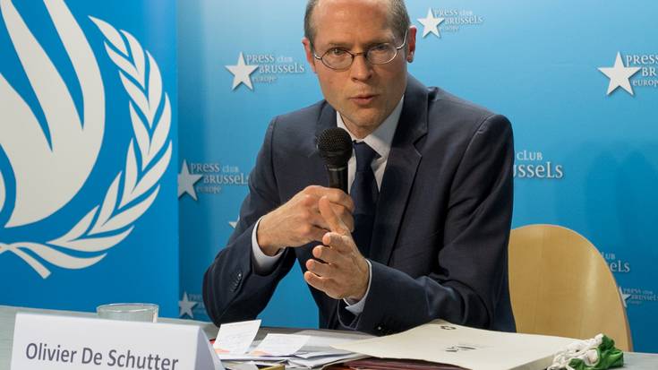 Olivier de Schutter NBE-ko errelatoreak pobreziaren inguruko hitzaldia emanen du asteartean Nafarroako Parlamentuan