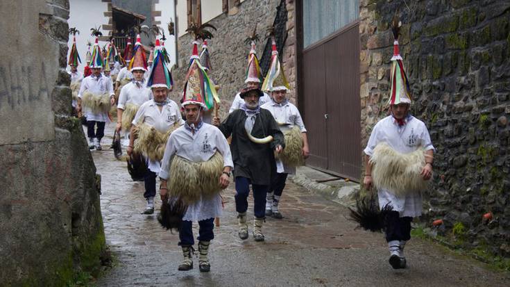 Inauterien egutegia, herriz herri, dantzan.eus-en eskutik