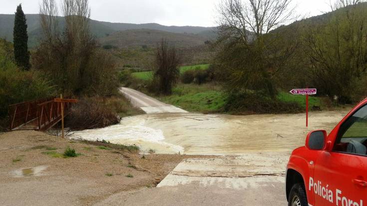 Uholdeengatik larrialdi egoera ezarri dute
