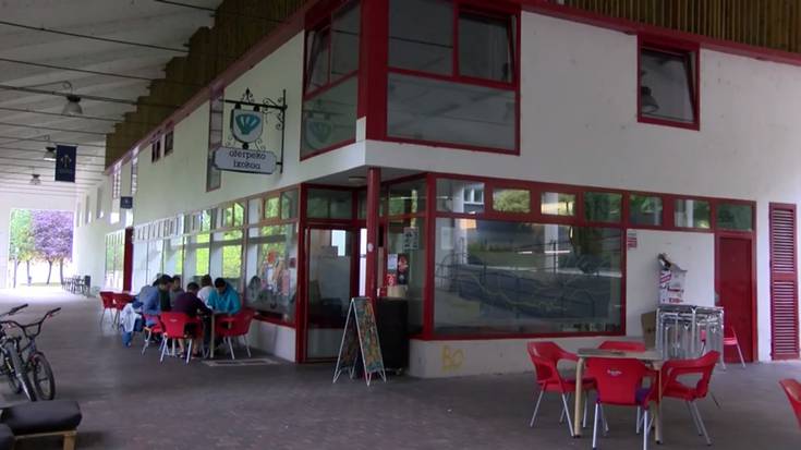 Atarrabiako La Cachoperia jatetxe-taberna inauguratuko dute gaur