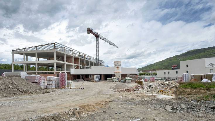 Buztintxuriko lanak hiru hilean amaitzea aurreikusi du Hezkuntza Departamentuak