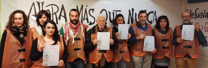 Errefuxiatuei elkartasuna adierazteko "pasabide segurua" eskatuko dute