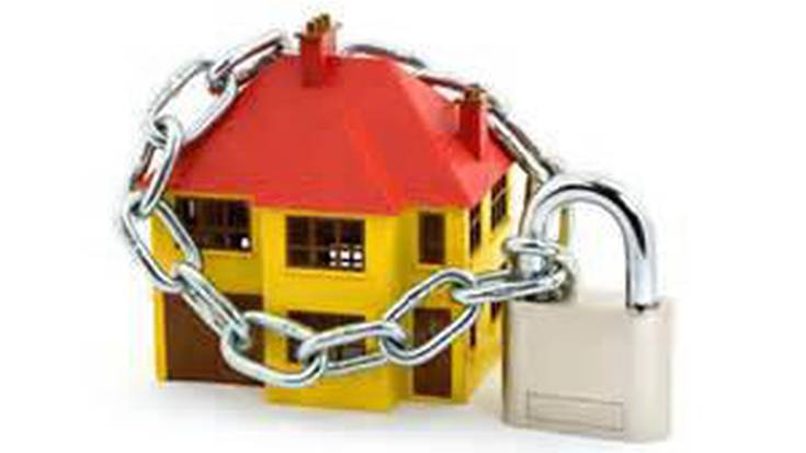 Etxe kaleratzeen aurka mobilizatzen jarraitzeko beharra nabarmendu dute Hipotekek Kalteturiko Herritarren Plataformatik