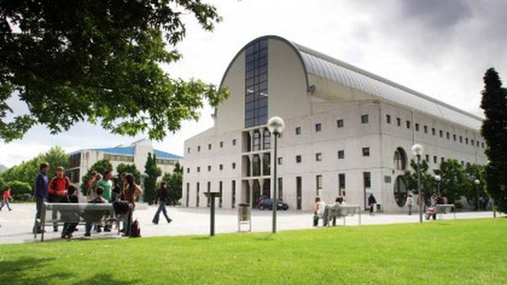 Unibertsitateko karpan bi eraso sexista izan zirela salatu du NUPeko talde feministak