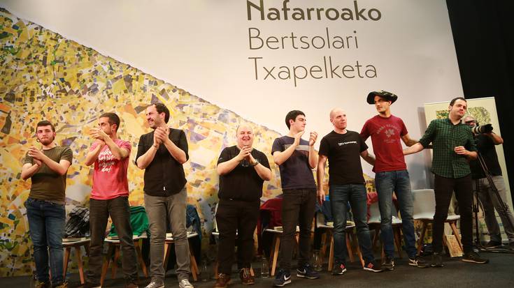 Julio Sotok jantzi du Nafarroako bertsolarien txapela