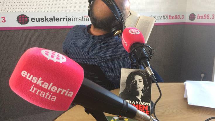 Hedoi Etxarte: “Angela Davisen duela lau hamarkadako gogoetak oso aktualak eta globalak dira”