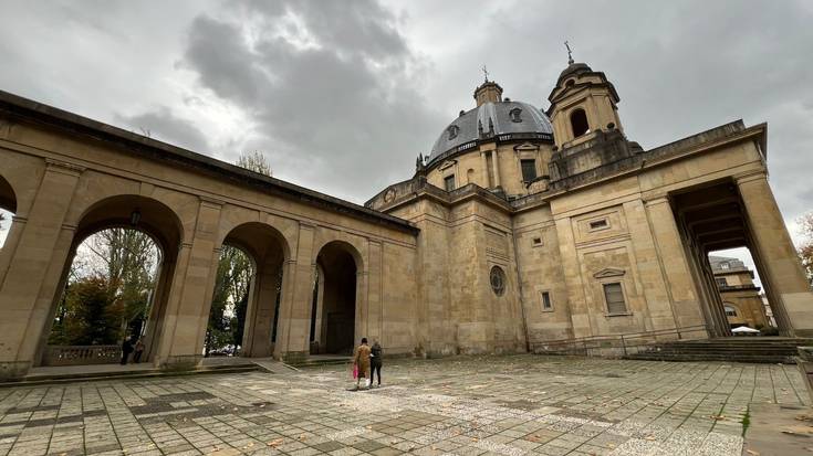 Erorien monumentuaren inguruko akordioa “itxiera faltsua” ELArentzat, “positiboa” LABentzat